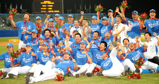 올림픽 야구, 올림픽축구처럼 ‘U-23 WBC’로 만들자!