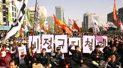 비정규직 문제보다 정규직 문제가 더 심각한 것 아닐까