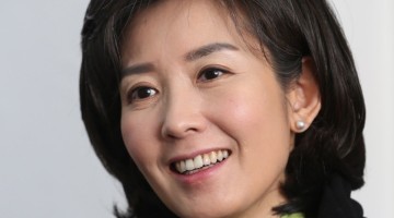 게임의 법칙: 나경원 부정입학 의혹보도 비판론과 김종인 체제 옹호론의 공통점