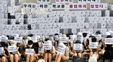 이대 시위의 문제: 책임의 주체인 지도부가 없는 느린 민주주의