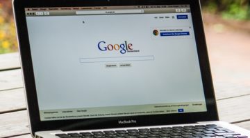구글이 흑인교회 총기난사범의 증오심을 부추겼다?