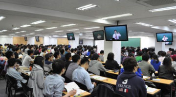 죽도록 노력해서 평범해지는 게 목표