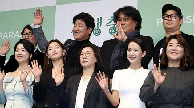〈기생충〉 아카데미 수상의 뒷면: 작품이 다가 아니다