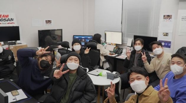 이익을 우선하던 중소기업이 조직문화를 개선하여 “고속성장 스타트업”으로 변신한 방법: 브라운백커피