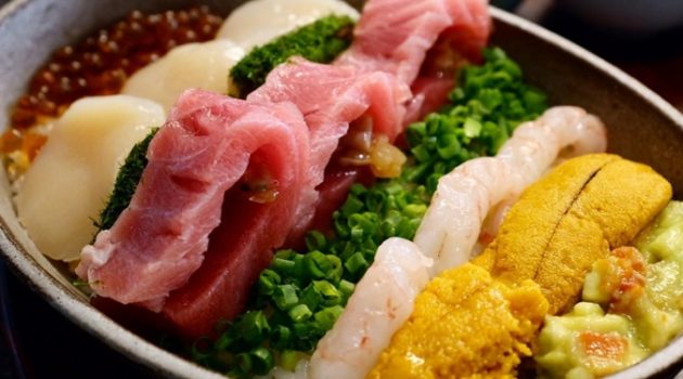 푸드 인플루언서가 직접 차린 맛집